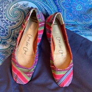 TOMS One for One size 8